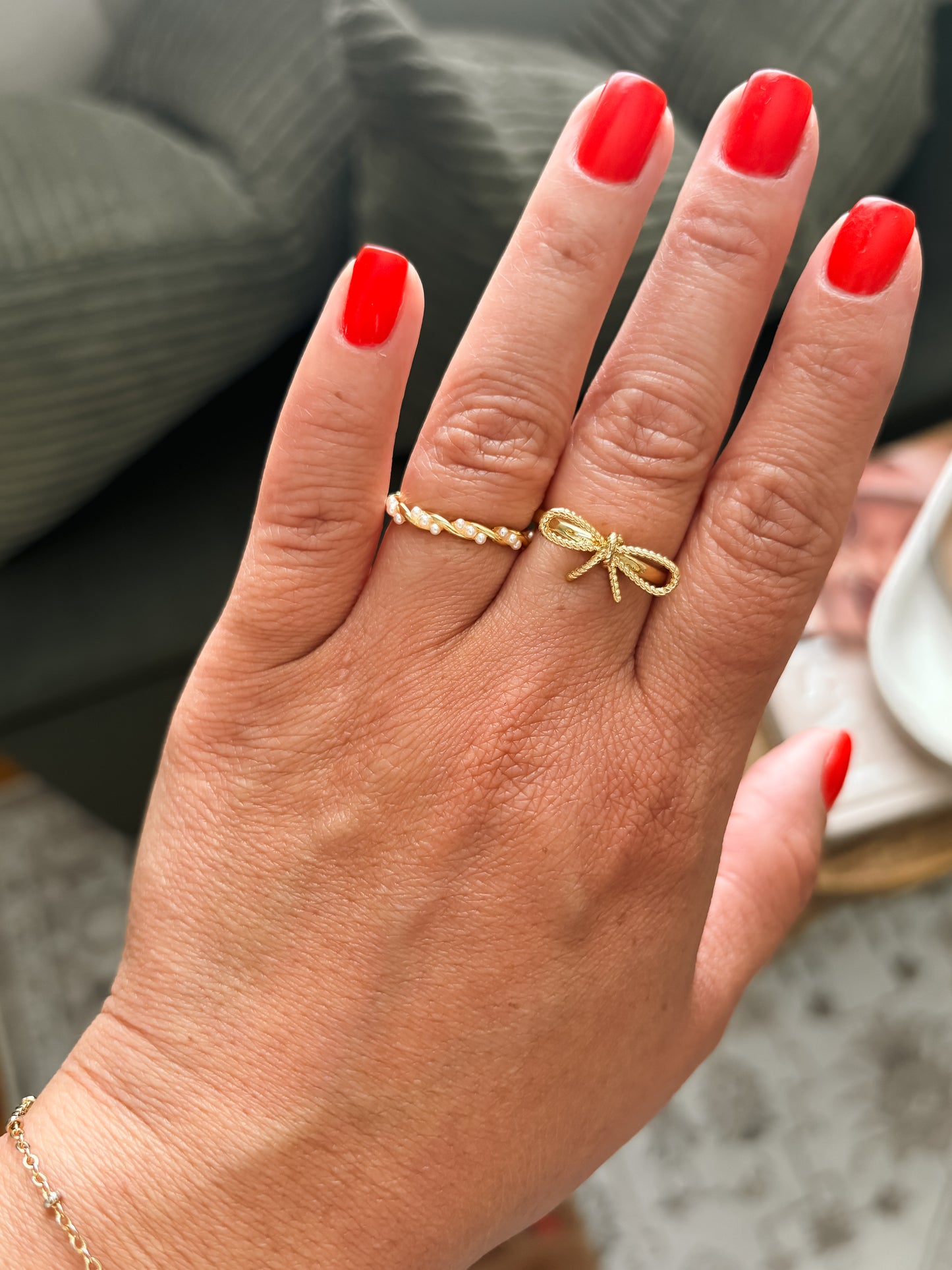 Ribbed Bow Ring
