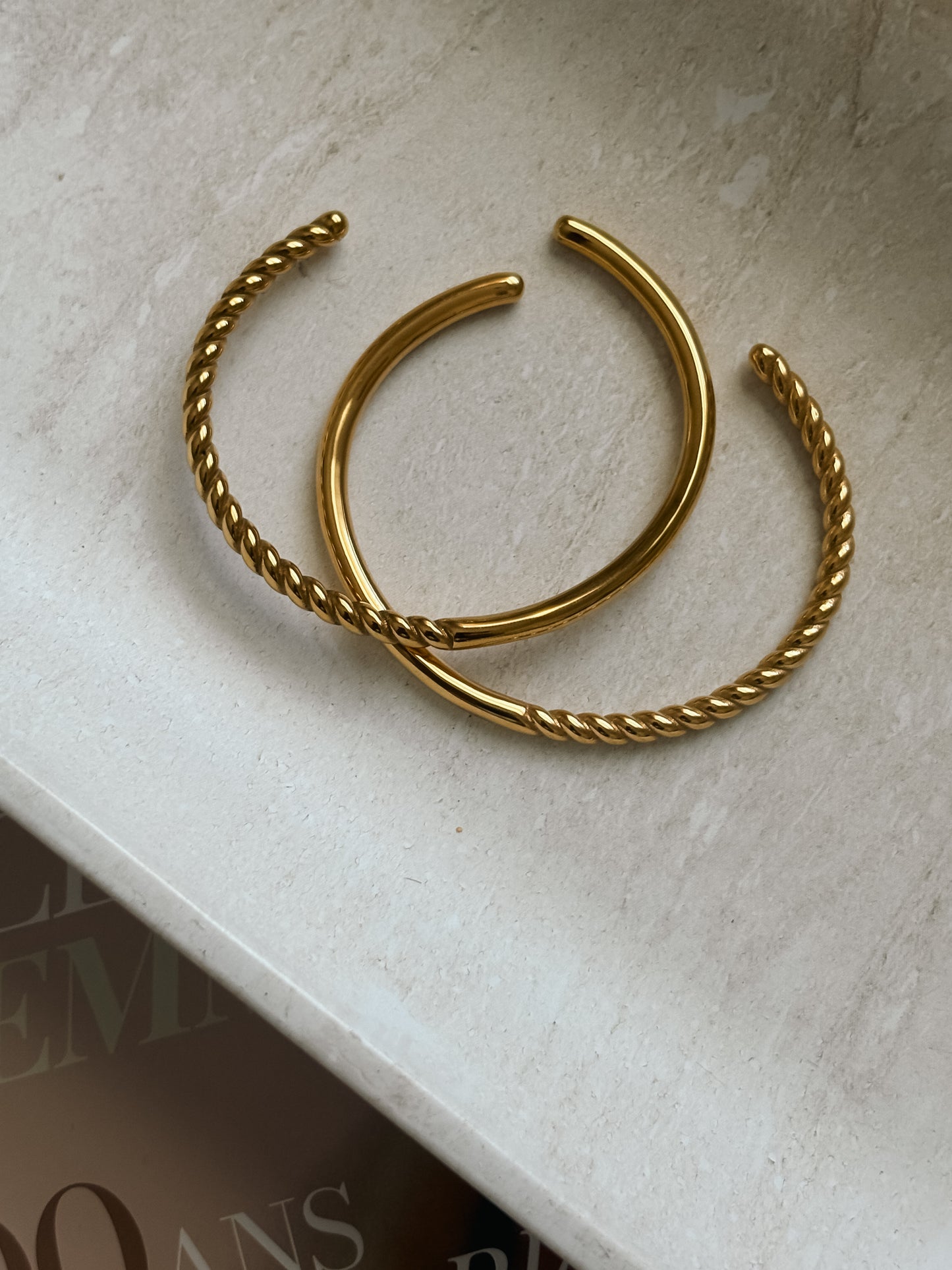 Ribbed And Smooth Bangle