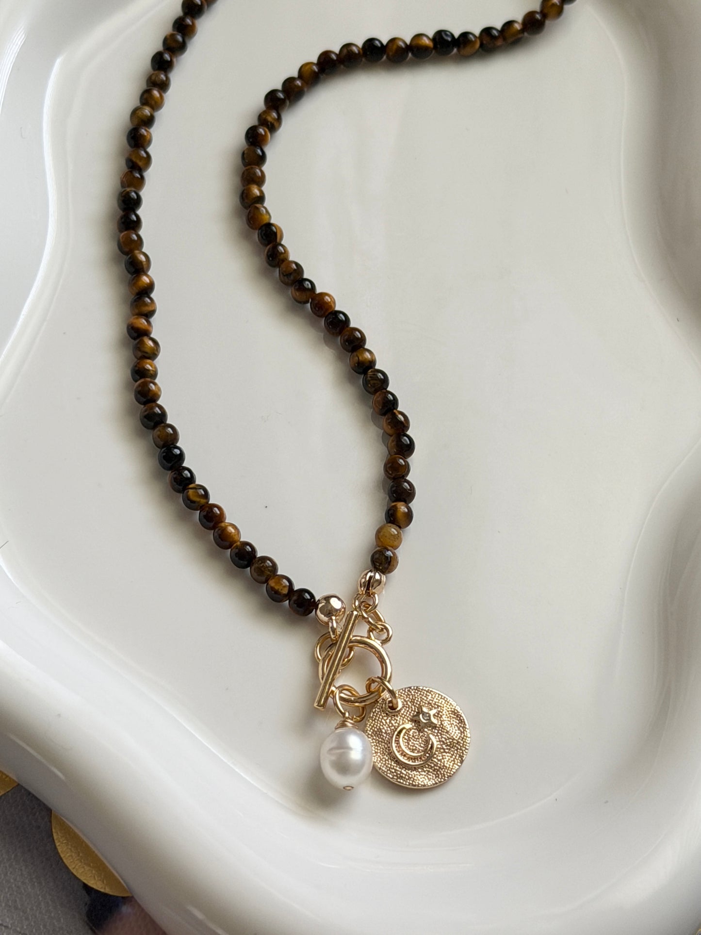 Tortoise Toggle Neclace
