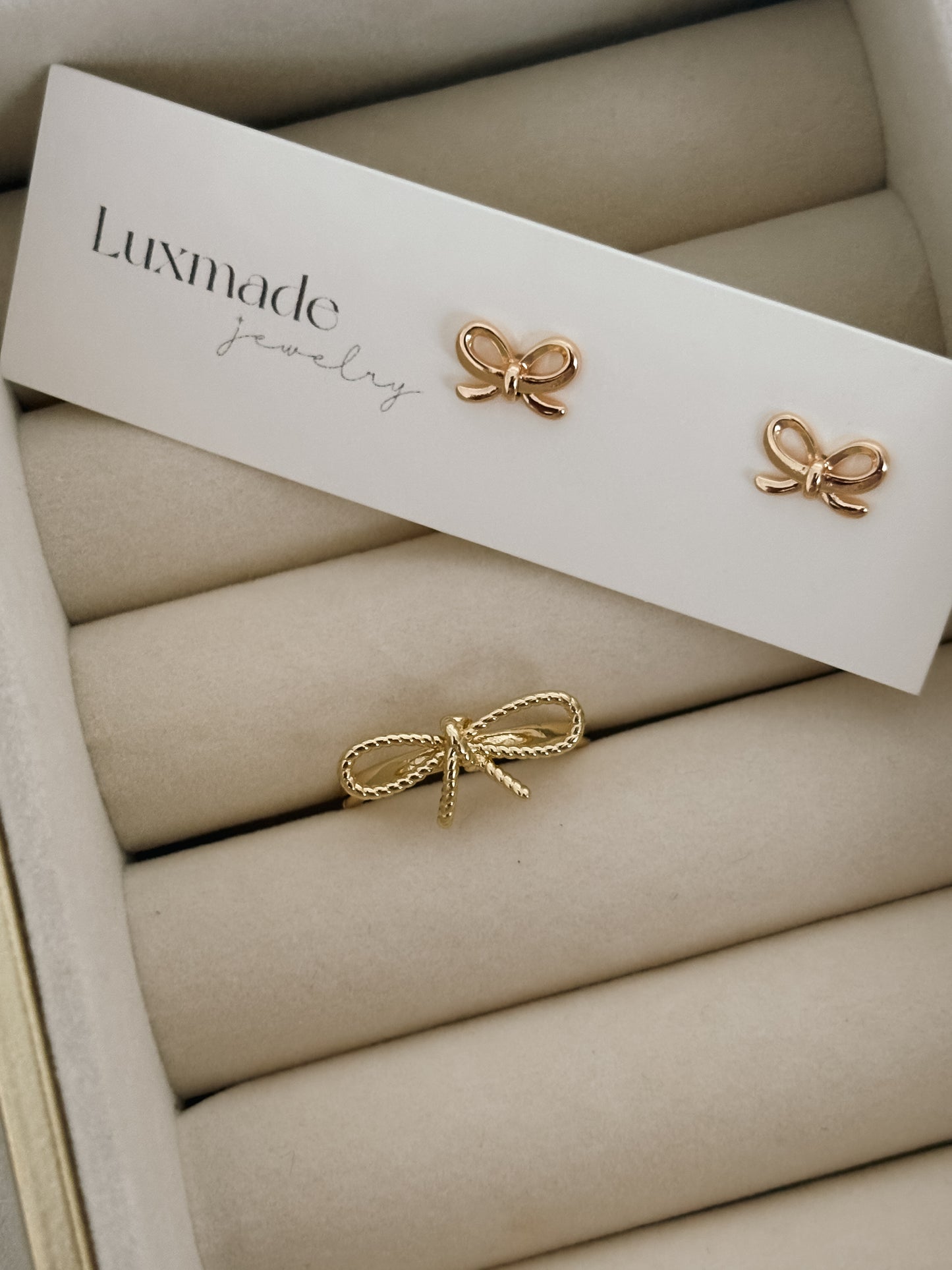 Bow Studs