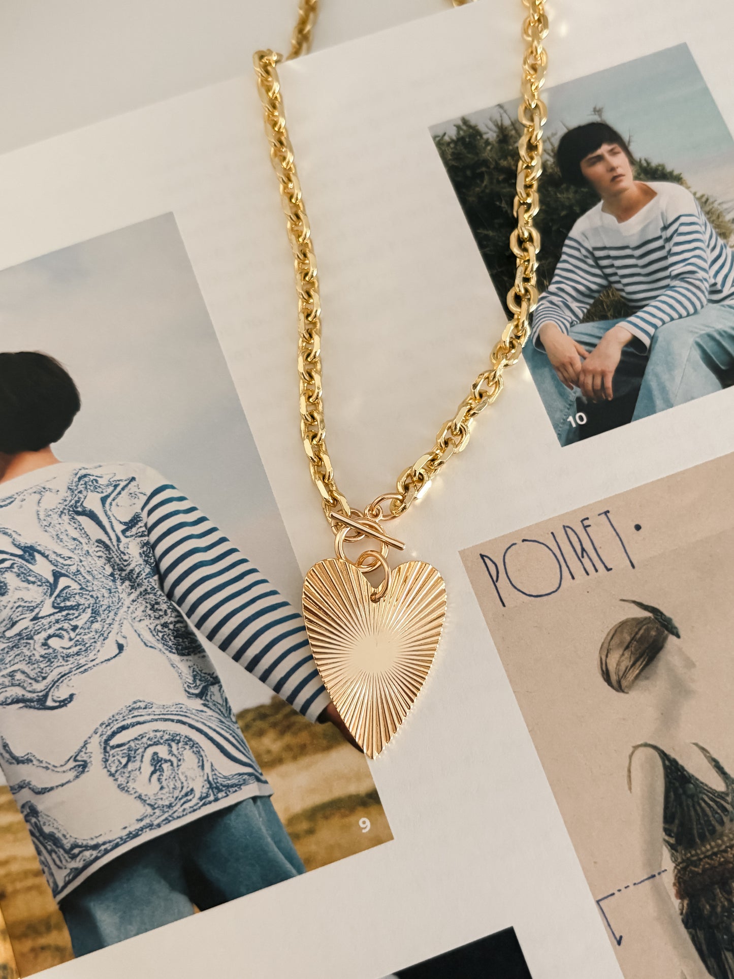 Ribbed Heart Toggle Necklace