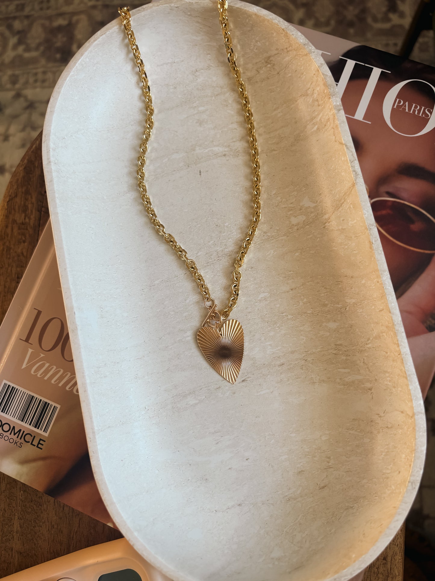 Ribbed Heart Toggle Necklace