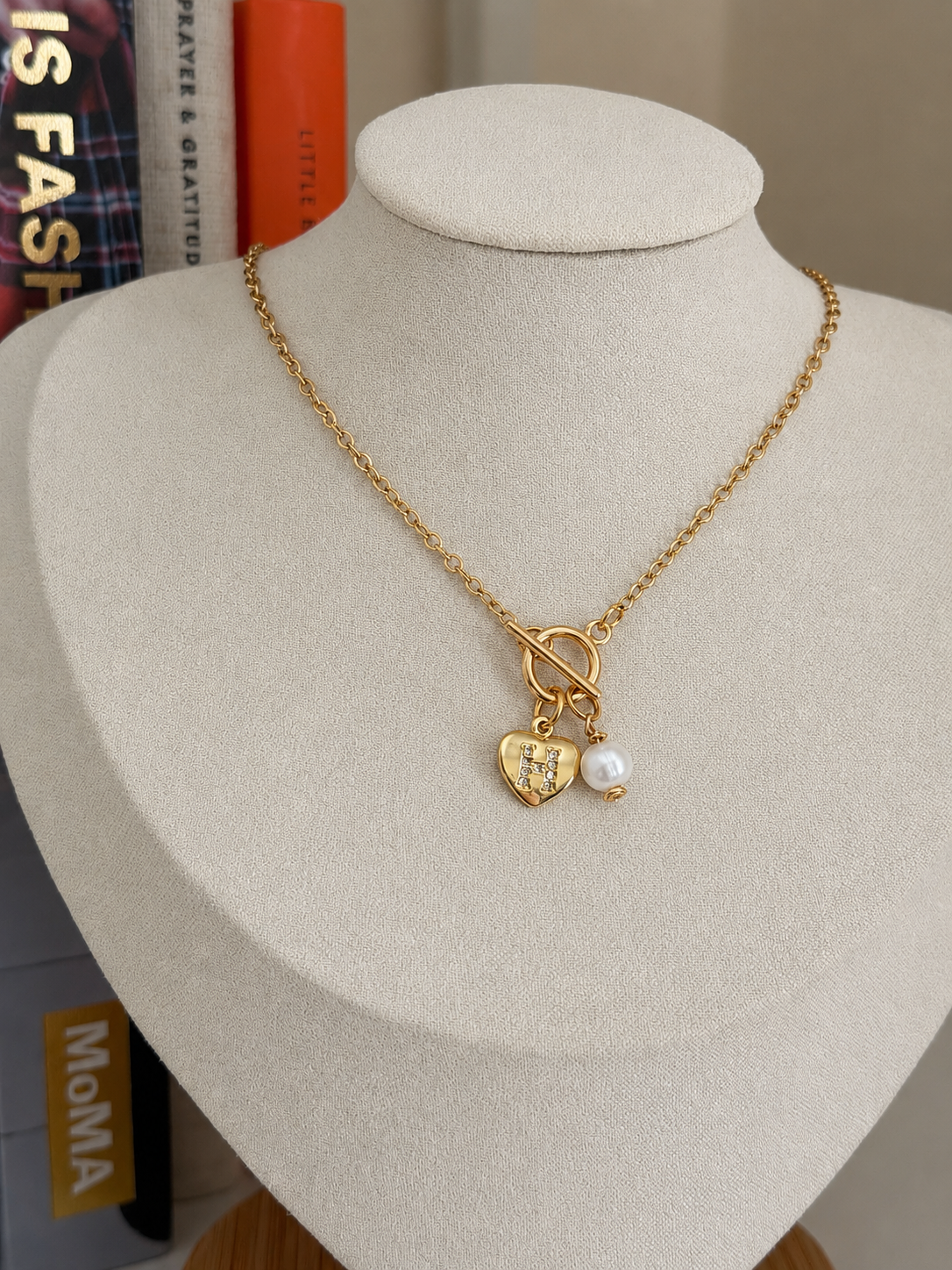 Heart & Pearl Necklace