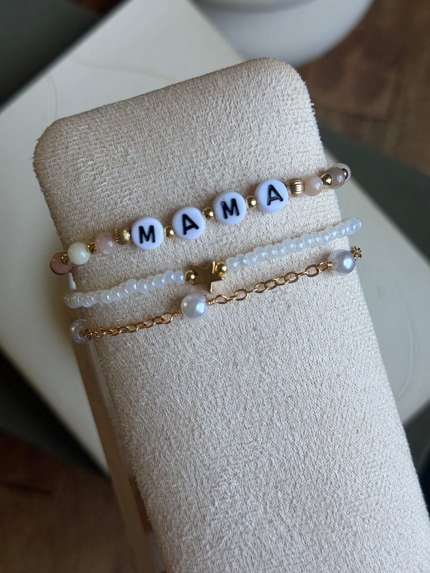 Dainty Pearl Bracelet
