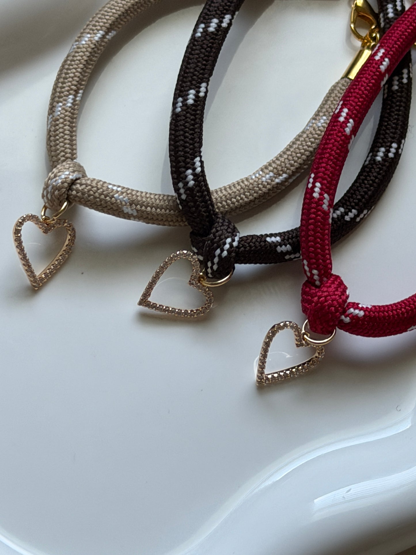 Para-cord Heart Bracelet