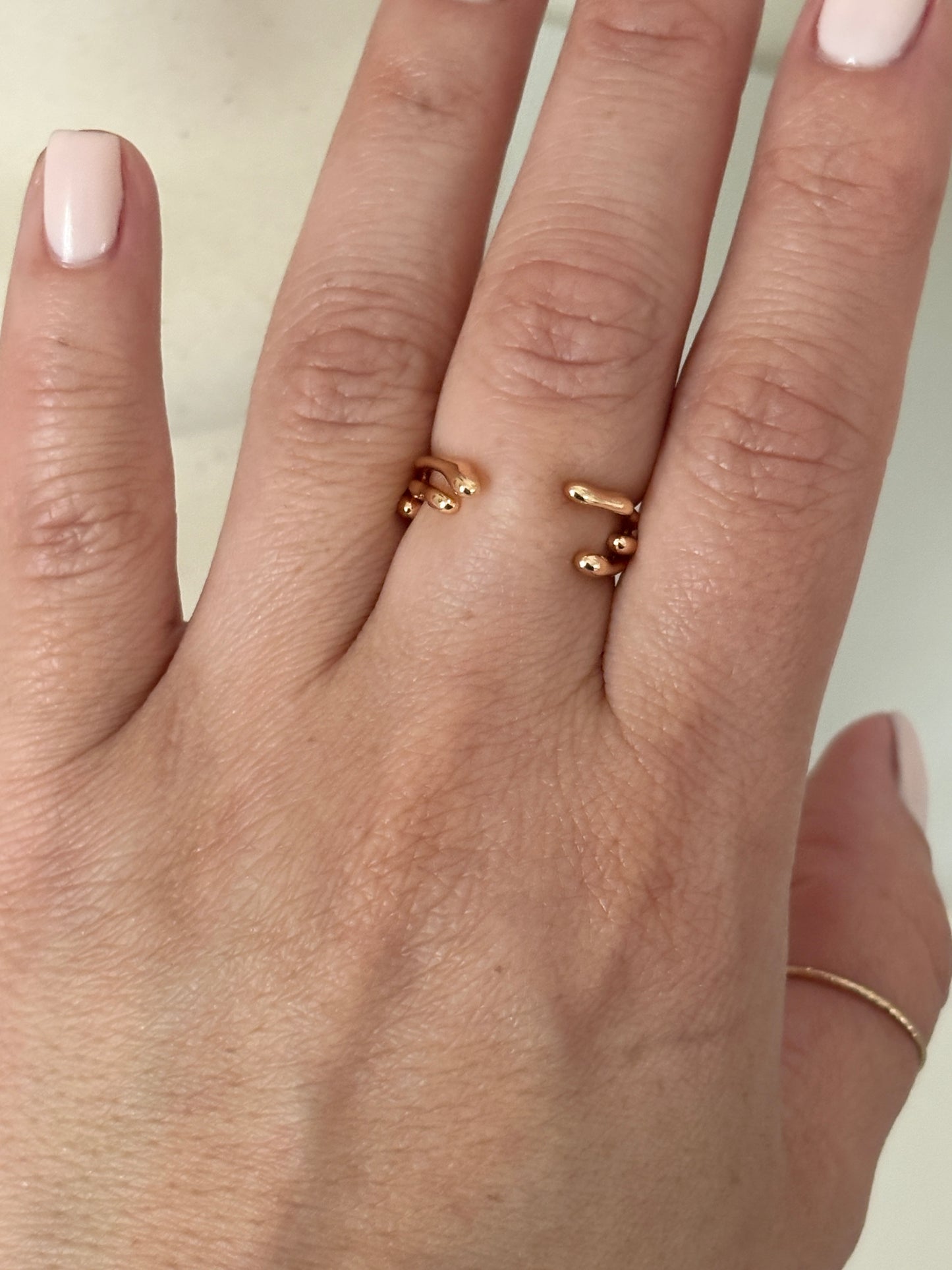 Minimalist Modern Ring