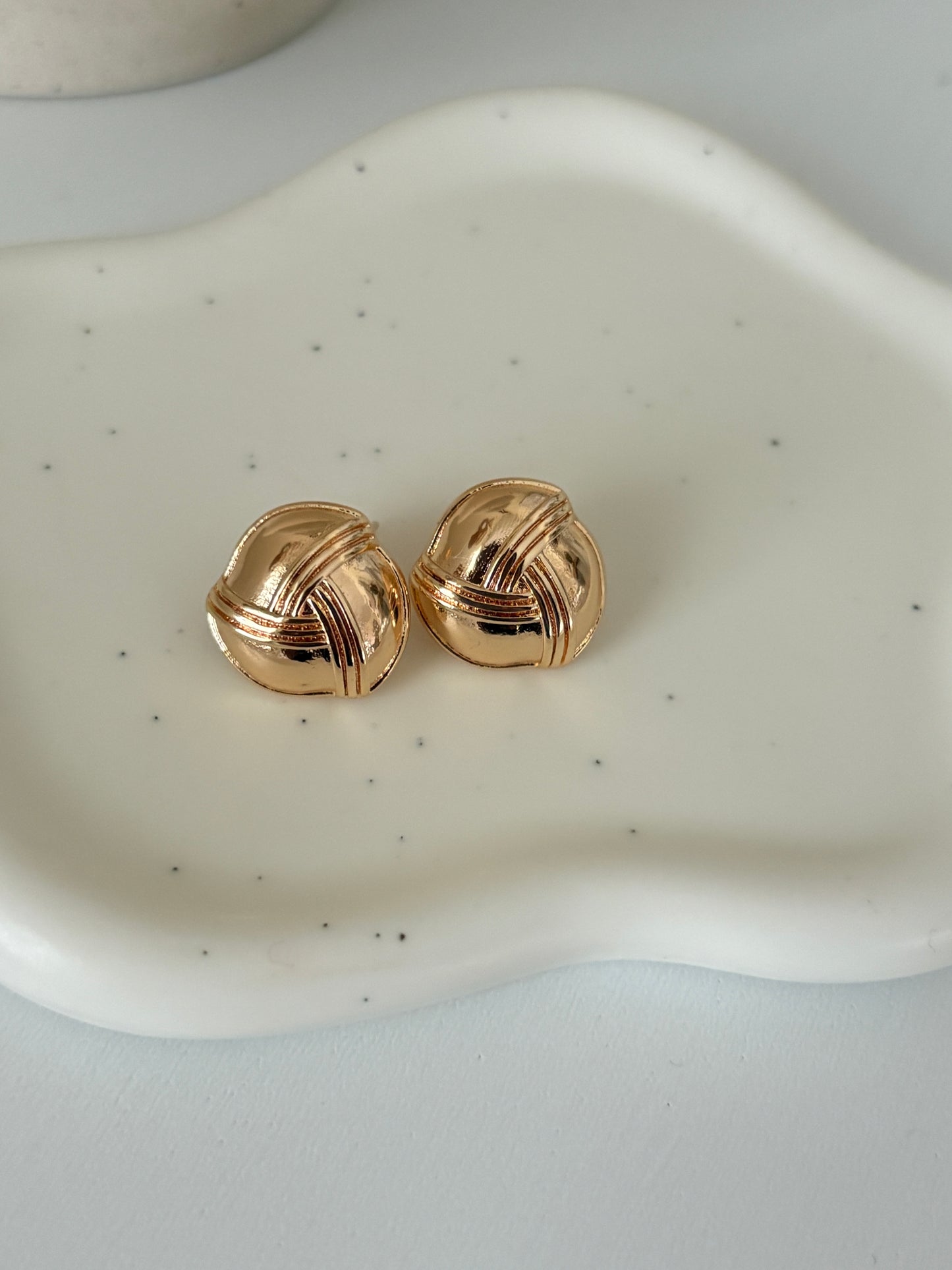 Knot Earrings