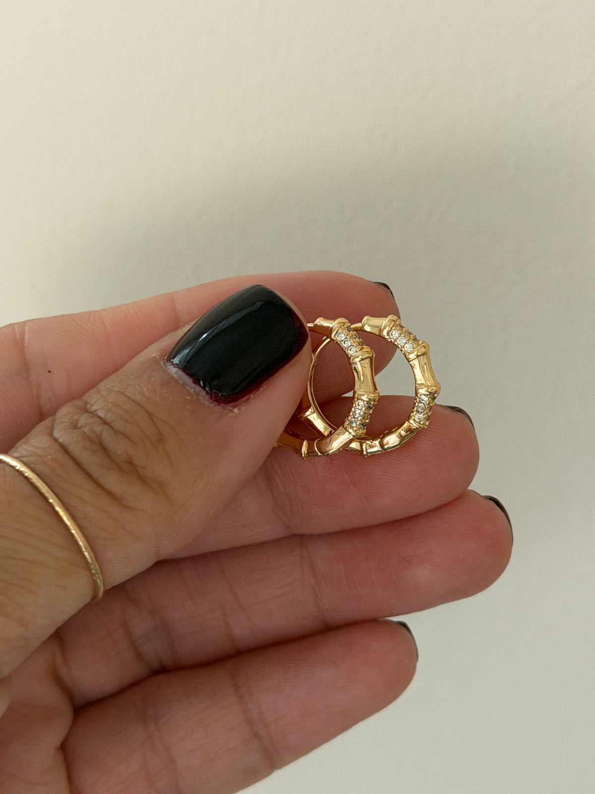 Geometric CZ Hoops