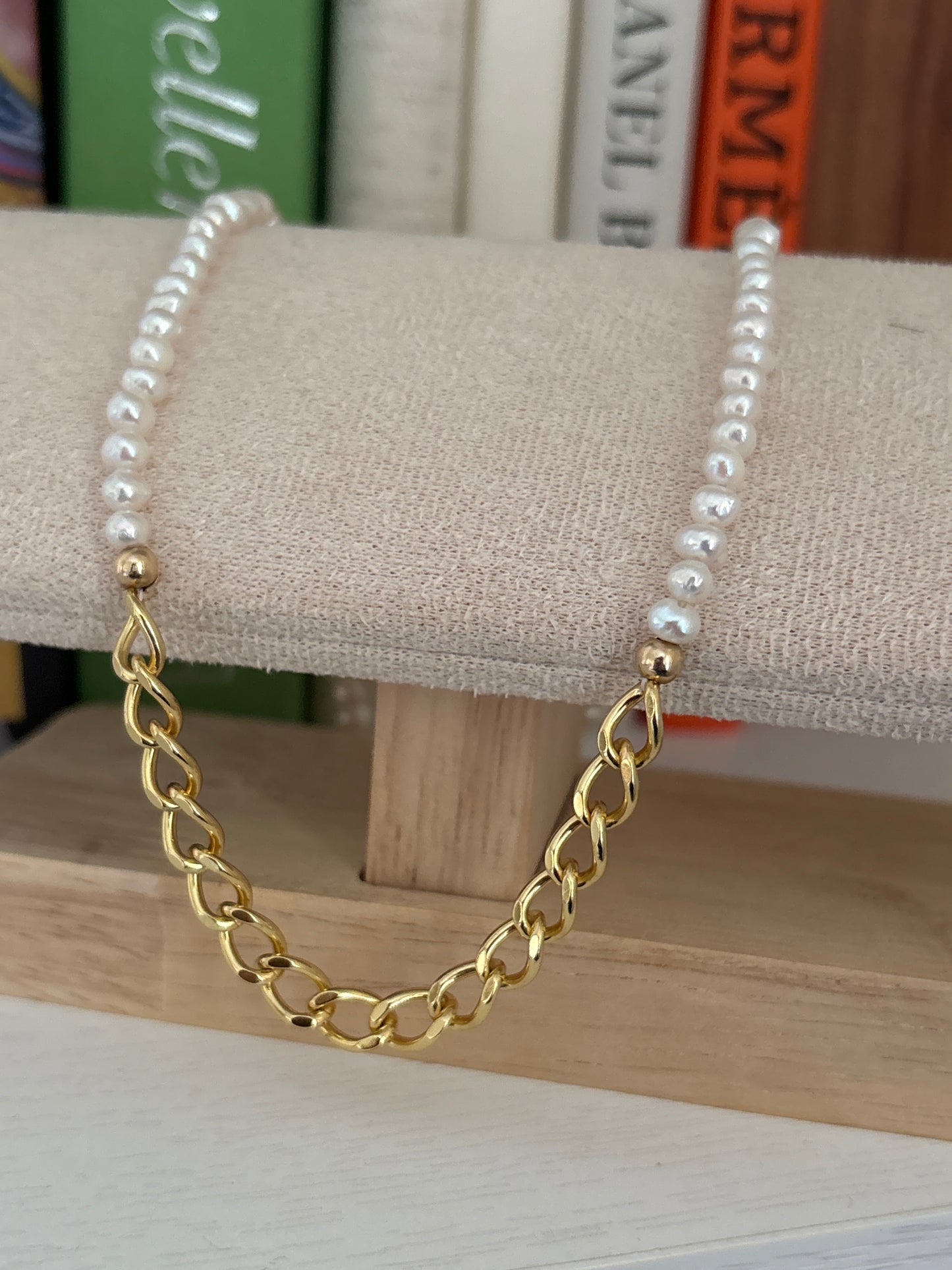 Pearls Necklace Two Ways