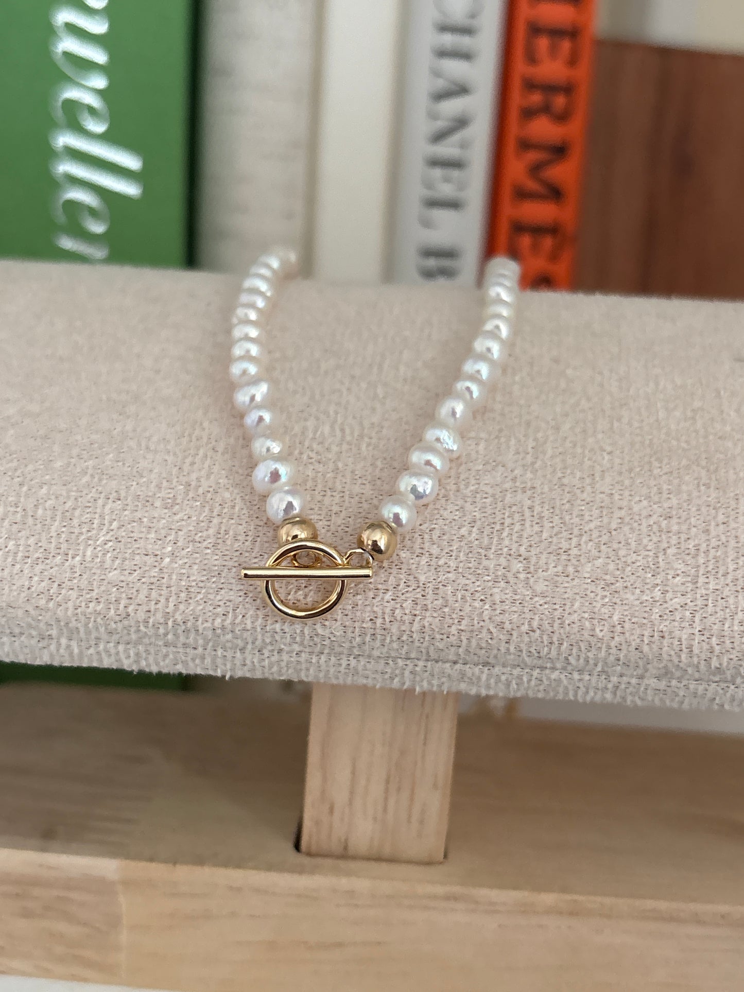 Pearls Necklace Two Ways